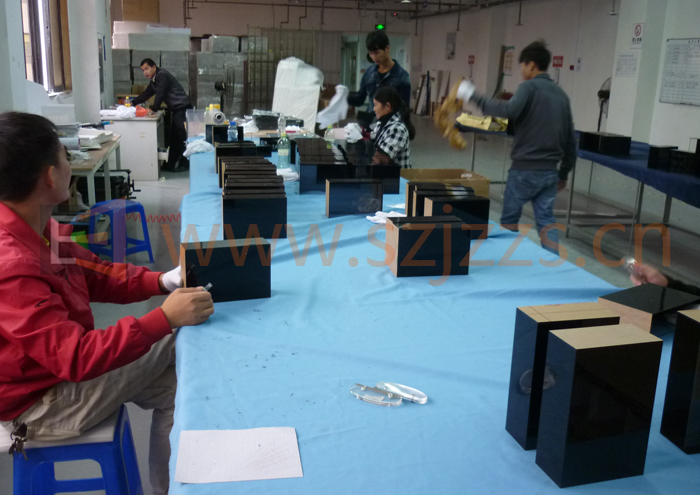 Tan In The Raw品牌護(hù)膚品展示架生產(chǎn)過程 Tan In The Raw品牌護(hù)膚品展示架生產(chǎn)過程