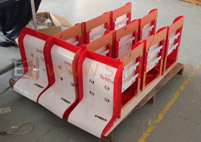 喇叭展示架生產(chǎn)中1