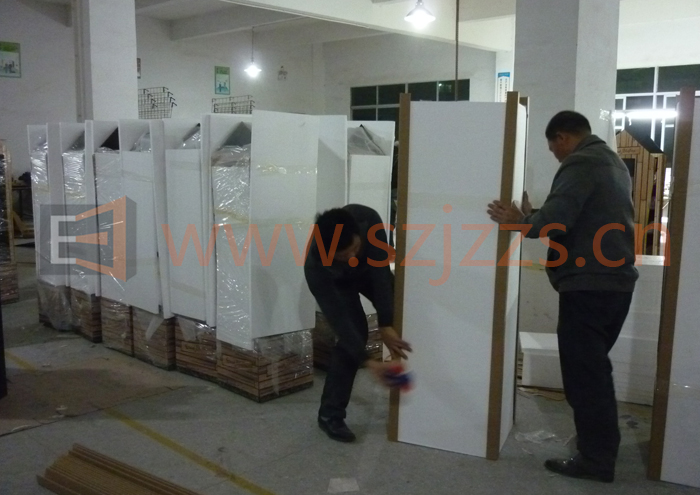 旋轉書架包裝中