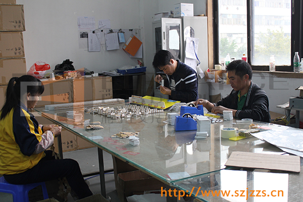 亞克力展示架粘接 亞克力展示架粘接