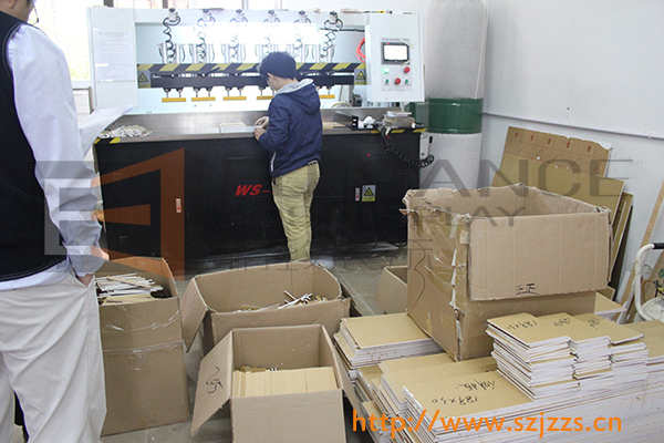 亞克力展示架拋光 亞克力展示架拋光