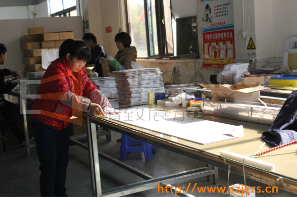 展示架裱畫(huà)工藝2 展示架裱畫(huà)工藝2