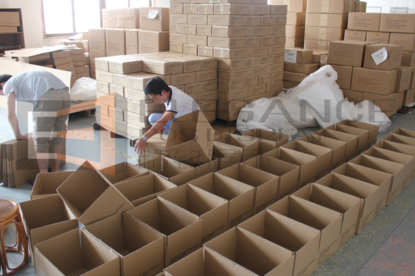 亞克力展示架包裝中 亞克力展示架包裝中