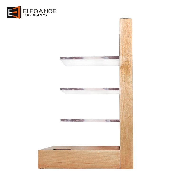 RP008220-3.jpg RP008220-3.jpg